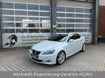 Gebraucht Lexus IS220d 177 PS (130 kW) 2007 Weiß Limousine