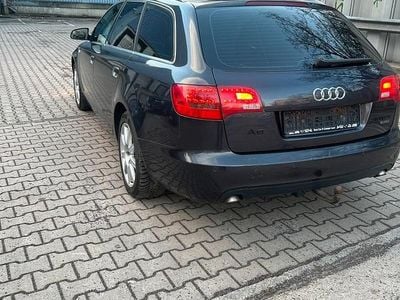 Second-hand Audi A6 Comfort 239 CP (175 kW) 2008 Gri Break
