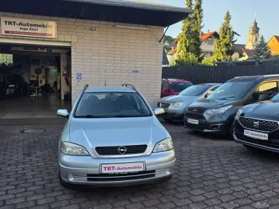 Gebraucht Opel Astra Selection 101 PS (74 kW) 2001 Silber Kombi
