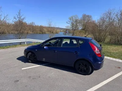 Usata Hyundai i30 Classic 109 CV (80 kW) 2008 Blu Station wagon