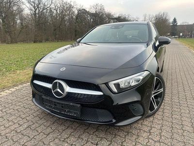 Gebraucht Mercedes A200 Progressive 163 PS (119 kW) 2018 Schwarz Limousine