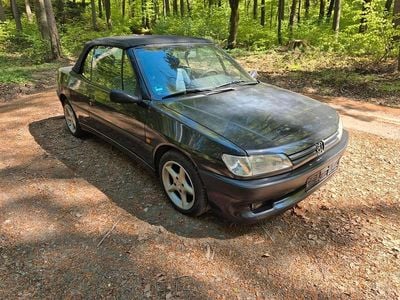 Gebraucht Peugeot 306 Cabriolet 105 PS (77 kW) 1996 Schwarz Cabrio
