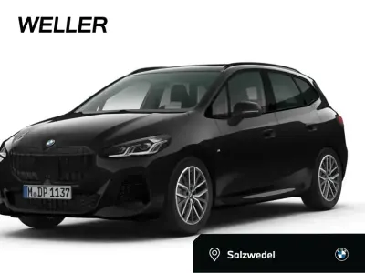 Gebraucht BMW 220 Active Tourer M Sport 170 PS (125 kW) 2022 Black sapphire (schwarz) Van / Kleinbus