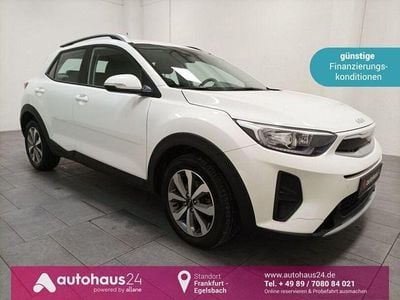 Weiß Gebraucht 2024 Kia Stonic Vision SUV | 17.470 € (Guter Preis)