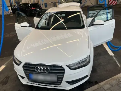 Gebraucht Audi A4 150 PS (110 kW) 2015 Weiß Kombi