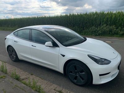 gebraucht Tesla Model 3 Perlmutt weiß, SR+ 55 kWh, TOP