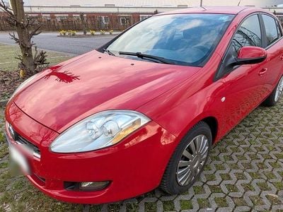 Second-hand Fiat Bravo Dynamic 105 CP (77 kW) 2008 Roșu Hatchback