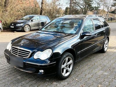 Schwarz Gebraucht 2007 Mercedes C200 Avantgarde Kombi | 2.300 €