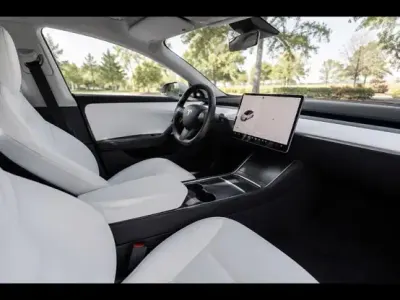 Gebraucht Tesla Model 3 239 kW (325 PS) 2021 Weiß Limousine