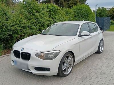 gebraucht BMW 118 d -2.0 DIESEL SEHR GUTE ZUSTAND MIT TUV