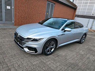 Gebraucht VW Arteon R-line 150 PS (110 kW) 2019 Silber Kleinwagen