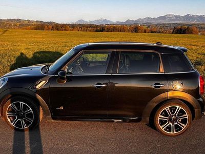 Second-hand Mini Cooper SD Countryman 143 CP (105 kW) 2015 Negru SUV