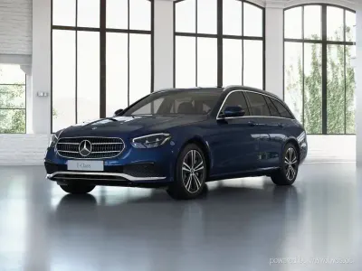 Gebraucht Mercedes E400 Avantgarde 330 PS (242 kW) 2022 Lack nautikblau Kombi