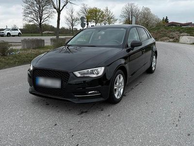 Second-hand Audi A3 Sportback 110 CP (80 kW) 2015 Negru Hatchback