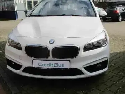 Gebraucht BMW 216 Active Tourer Advantage 116 PS (85 kW) 2015 Alpinweiss iii Van / Kleinbus