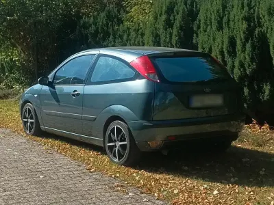 Gebraucht Ford Focus 101 PS (74 kW) 2001 Andere farben Coupé