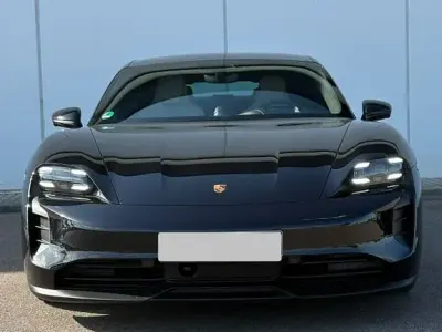 Gebraucht Porsche Taycan GTS 439 kW (598 PS) 2022 Schwarz Limousine