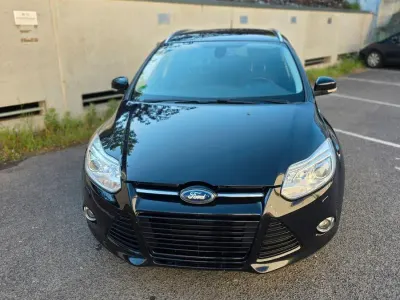 Gebraucht Ford Focus Titanium 182 PS (133 kW) 2012 Schwarz Kombi