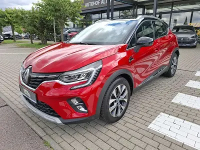 Gebraucht Renault Captur Intens 158 PS (116 kW) 2021 Dezirrot metallic, blackpear SUV