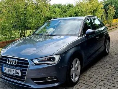 Gebraucht Audi A3 Ambition 125 PS (91 kW) 2015 Grau Limousine