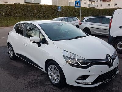 Second-hand Renault Clio IV 75 CP (55 kW) 2019 Alb Pickup