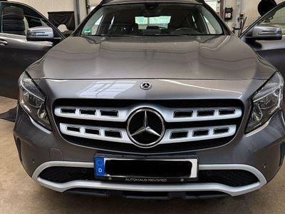 Mercedes GLA200