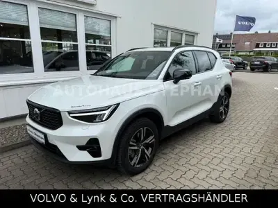 Gebraucht Volvo XC40 Plus 197 PS (144 kW) 2024 Weiß SUV