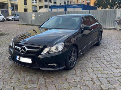 Mercedes E200