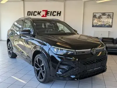 Gebraucht VW Tiguan R-line 193 PS (141 kW) 2025 Schwarz SUV