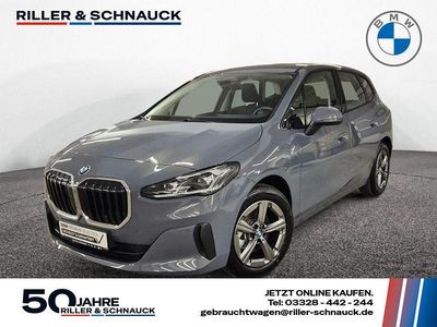 Gebraucht BMW 216 Active Tourer 122 PS (89 kW) 2024 Sparkling kupfergrau Van / Kleinbus