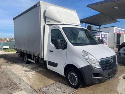 Mineral/polar weiss (055p) Gebraucht 2019 Opel Movano Van | 14.890 € (Teuer)