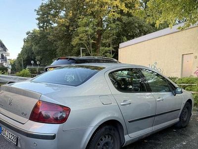 Peugeot 407