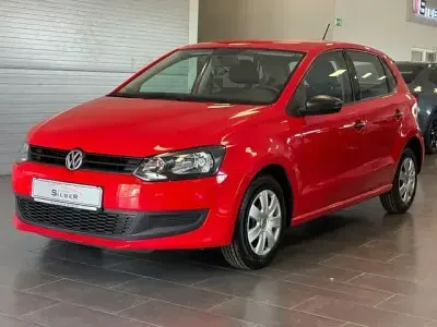 Gebraucht VW Polo 60 PS (44 kW) 2013 Rot Kleinwagen