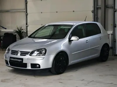 Gebraucht VW Golf VI 102 PS (75 kW) 2009 Silber Kleinwagen