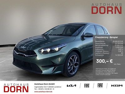 Neu Kia Ceed Spirit 140 PS (102 kW) 2025 Weiß Kleinwagen