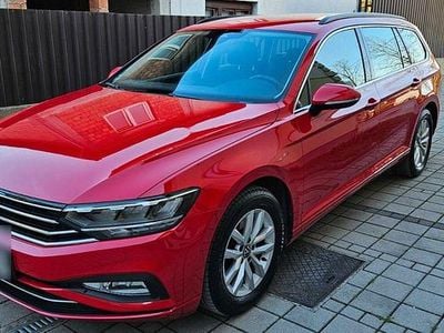 Gebraucht VW Passat 122 PS (89 kW) 2022 Rot Kombi