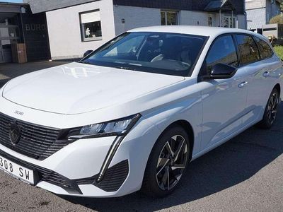 Gebraucht Peugeot 308 SW Allure 131 PS (96 kW) 2025 Okenitweiß Kombi