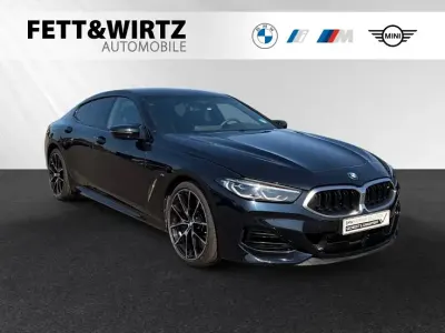 Gebraucht BMW M850 M Sport 530 PS (389 kW) 2025 Carbonschwarz metallic Coupé