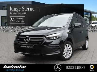 Gebraucht Mercedes T180 Progressive 131 PS (96 kW) 2025 Loparitschwarz Van / Kleinbus