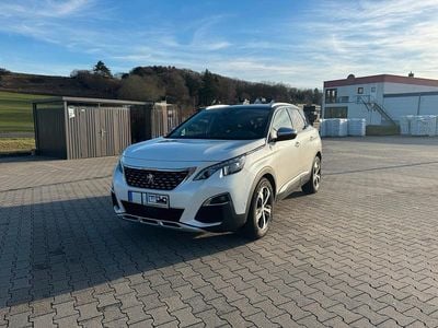 Weiß Gebraucht 2019 Peugeot 3008 Crossway SUV | 18.500 € (Guter Preis)
