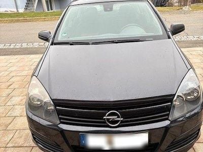 Gebraucht Opel Astra 105 PS (77 kW) 2004 Schwarz Limousine