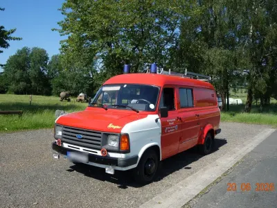 Gebraucht Ford Transit 75 PS (55 kW) 1985 Rot Van / Kleinbus
