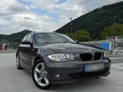 Gebraucht BMW 116 Advantage 116 PS (85 kW) 2005 Grau Kleinwagen