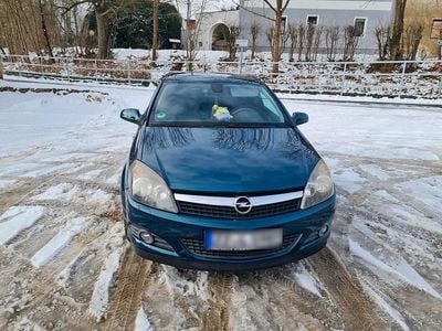 Gebraucht Opel Astra GTC 101 PS (74 kW) 2008 Grün Kleinwagen