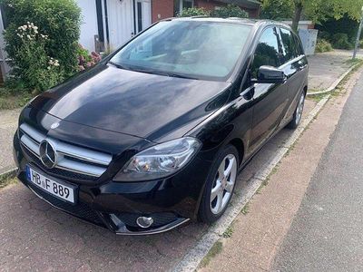 Mercedes B200