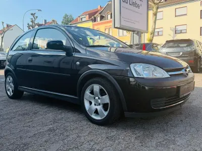 Gebraucht Opel Corsa 58 PS (42 kW) 2002 Schwarz Kleinwagen