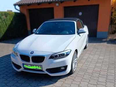Gebraucht BMW 220 Sport Line 190 PS (139 kW) 2017 Weiß Cabrio