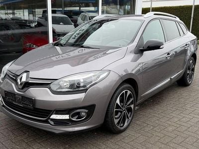 Gebraucht Renault Mégane III Bose Edition 132 PS (97 kW) 2015 Grau Limousine