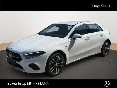 Używany Mercedes A250 Progressive 163 KM (119 kW) 2025 Biały Sedan/Limuzyna