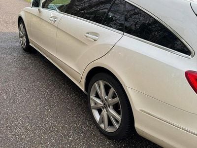 Gebraucht Mercedes CLS350 265 PS (194 kW) 2013 Weiß Kombi
